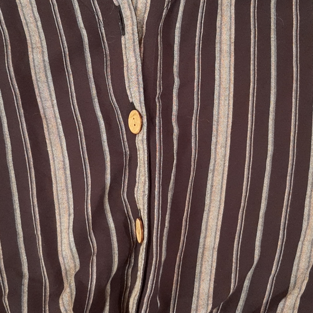 NWT Universal Threads Top - Picture 2 of 4